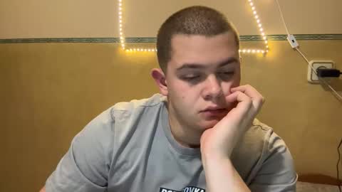 Snapshot of cutebutnaughty_ chatting on 11/01/25, 07:49 Alex online show from 11/01/25, 07:49