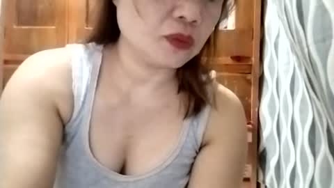 Snapshot of cutechey06 chatting on 07/11/26, 10:22 Sky online show from 07/11/26, 10:22