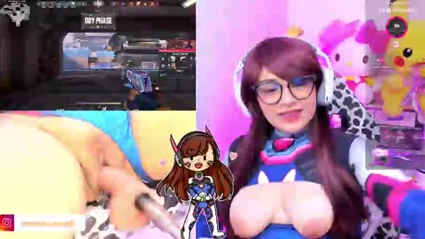 Snapshot of cutecinamonroll chatting on 02/27/25, 11:48 Cinna independent model online show from 02/27/25, 11:48