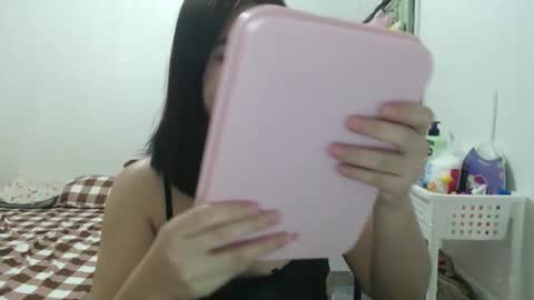 Snapshot of cutecindy2000 chatting on 03/18/26, 06:27 cutecindy2000 online show from 03/18/26, 06:27
