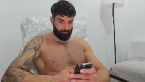 cuteeboy online show from 02/15/25, 09:26