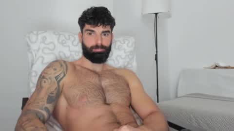 cuteeboy online show from 02/17/25, 06:53