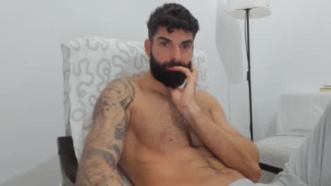 cuteeboy online show from 03/02/25, 10:16