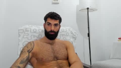 cuteeboy online show from 11/09/25, 03:54