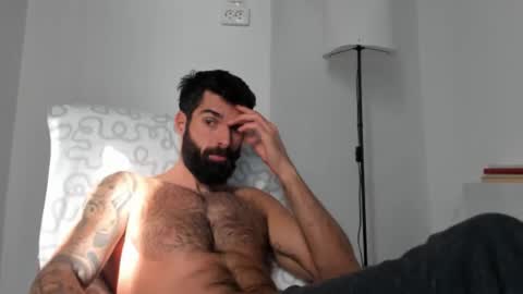 cuteeboy online show from 11/22/25, 09:19