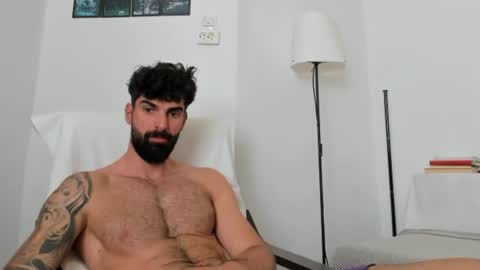 Snapshot of cuteeboy chatting on 06/15/26, 08:05 cuteeboy online show from 06/15/26, 08:05
