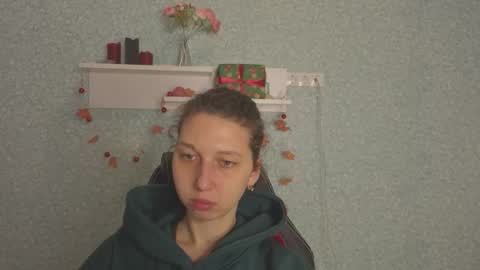 Elli online show from 01/08/26, 05:21