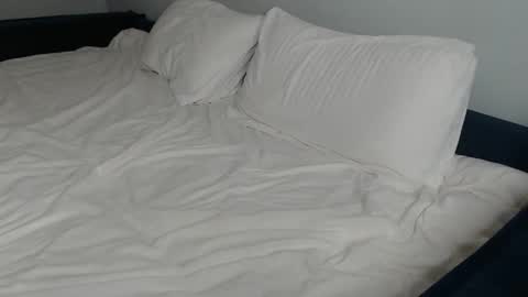 Anna online show from 12/28/24, 01:59