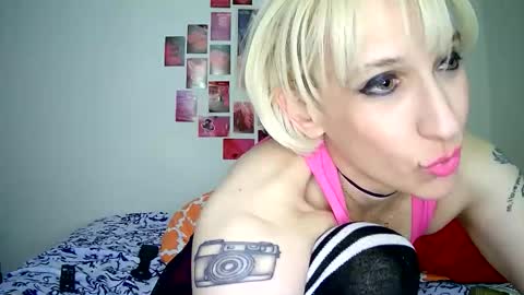 Bella online show from 05/07/26, 12:38