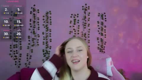 Amyy online show from 05/17/26, 01:14