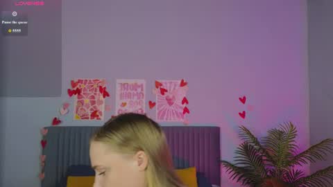 Amyy online show from 06/14/26, 01:03