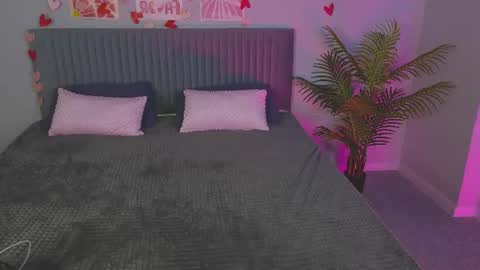 Amyy online show from 06/25/26, 05:12