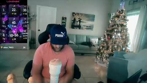 Snapshot of cutefloridaguy25 chatting on 12/21/24, 08:32 onlyfansSexualAriesFL online show from 12/21/24, 08:32