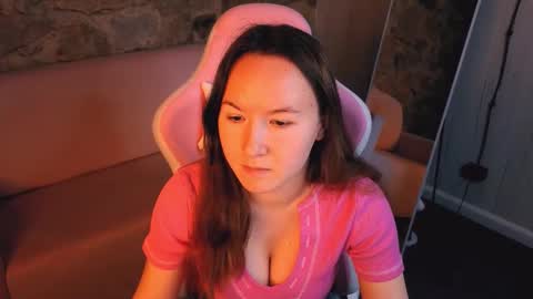 cuteglory online show from 02/19/26, 01:56