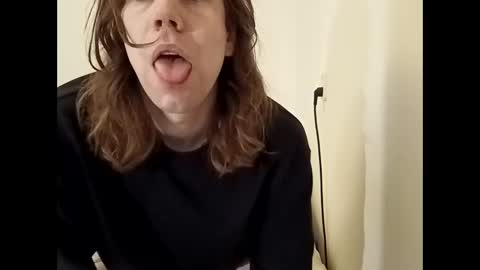 Cutegoth online show from 12/31/24, 11:31