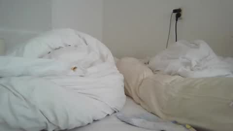 Cutegoth online show from 10/05/25, 11:08