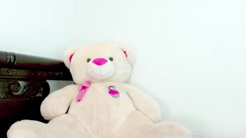 Mishel online show from 12/22/24, 05:12