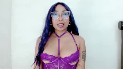 Mishel online show from 01/05/25, 04:25