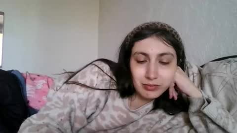 cutekattie online show from 04/11/26, 08:07