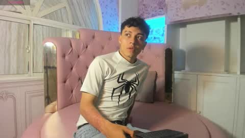 Snapshot of cutenaked_ chatting on 01/08/26, 11:23 cutenaked_ online show from 01/08/26, 11:23