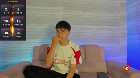 Snapshot of cutenaked_ chatting on 01/14/26, 11:27 cutenaked_ online show from 01/14/26, 11:27