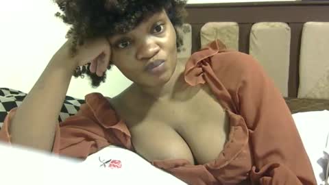 cutermilly online show from 12/08/24, 09:08