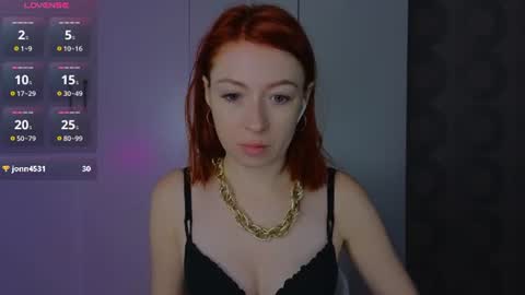 Snapshot of cuteroxyfoxyy chatting on 07/09/26, 05:55 Roxy online show from 07/09/26, 05:55