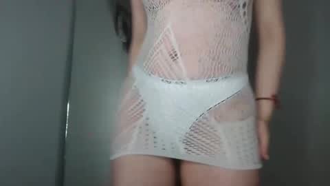 Snapshot of cutesophia11 chatting on 01/14/25, 06:24 sophia online show from 01/14/25, 06:24