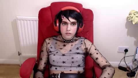 cutest_princess online show from 12/04/25, 11:57