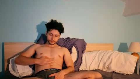 cutesubtwink101 online show from 10/31/25, 01:06