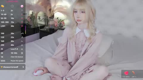 Tomie online show from 11/22/25, 09:47