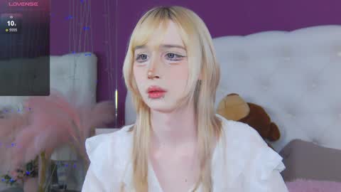 Tomie online show from 04/10/26, 09:30