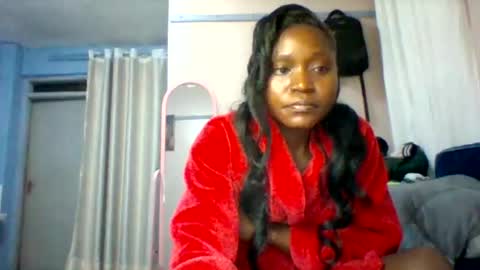 cutezola online show from 12/19/25, 02:40