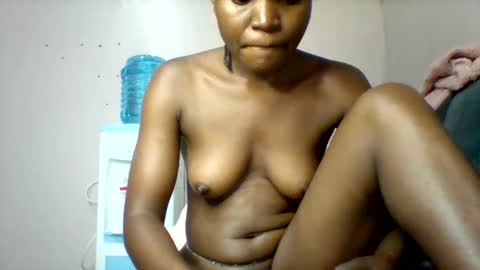 cutezola online show from 02/03/26, 08:41