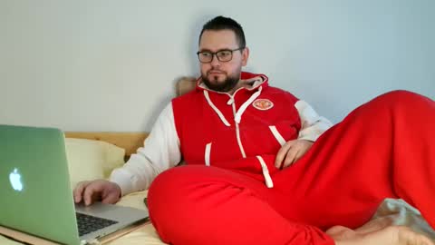 Ben hot video on page  online show from 03/03/25, 11:00