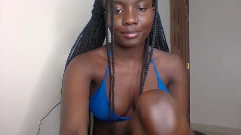 cutie_choco online show from 04/19/26, 06:54