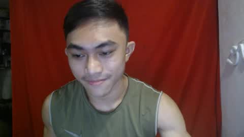 Snapshot of cutie_hunk69 chatting on 06/13/26, 01:58 cutie_hunk69 online show from 06/13/26, 01:58