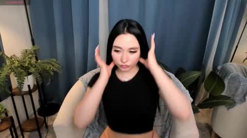 Monica online show from 02/11/26, 08:47