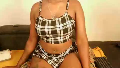 Snapshot of cutie_pumpkin_ chatting on 02/18/26, 01:51 CUTIE online show from 02/18/26, 01:51