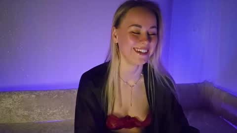 cutie_xoxo_ online show from 03/24/26, 09:09