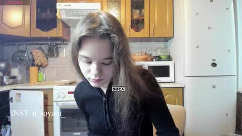 cutiekitty_cb online show from 12/05/25, 08:23