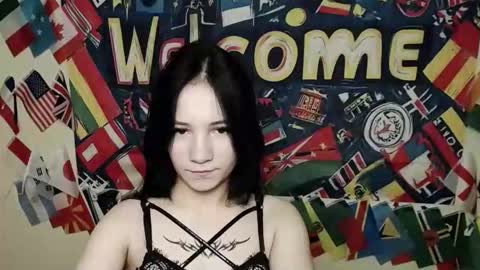 Emma online show from 11/22/25, 07:07