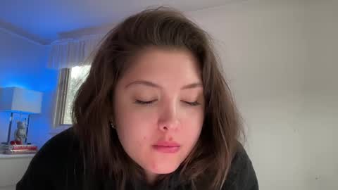 Cutieoggg420 online show from 12/26/24, 07:05