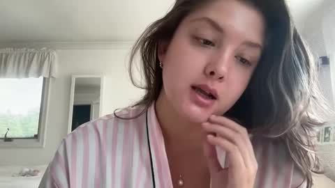 Cutieoggg420 online show from 09/08/25, 06:18