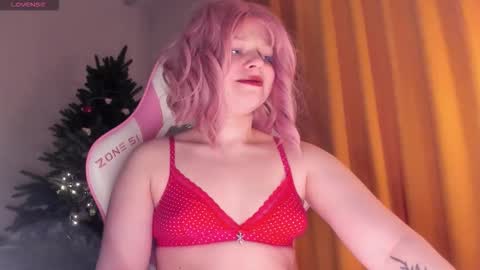 CutieSue online show from 12/19/25, 09:33