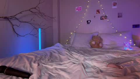 Snapshot of cutiiepie69 chatting on 05/15/26, 01:51 squirt queen Jasmine next stream 1 may online show from 05/15/26, 01:51