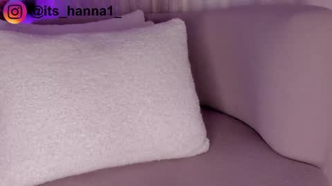 Snapshot of cutte_hanna18 chatting on 05/21/26, 06:48 Hannah online show from 05/21/26, 06:48