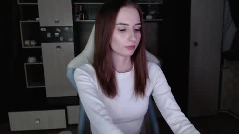 Cutti Crystal online show from 12/04/25, 11:02