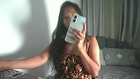cuttiemorexn online show from 11/27/25, 04:42