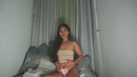 cuttiemorexn online show from 11/28/25, 02:09